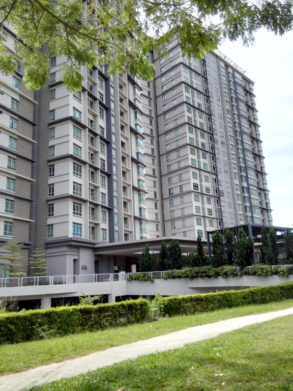 Cyberjaya Soho & Family Suites Exterior photo